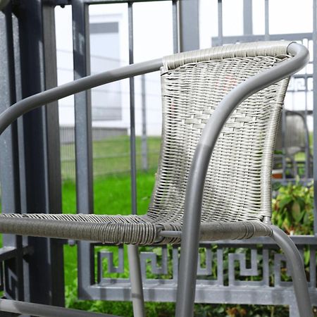 Gepflegtes und schönes Ferienapartment im Neubau Lübeck Exterior foto